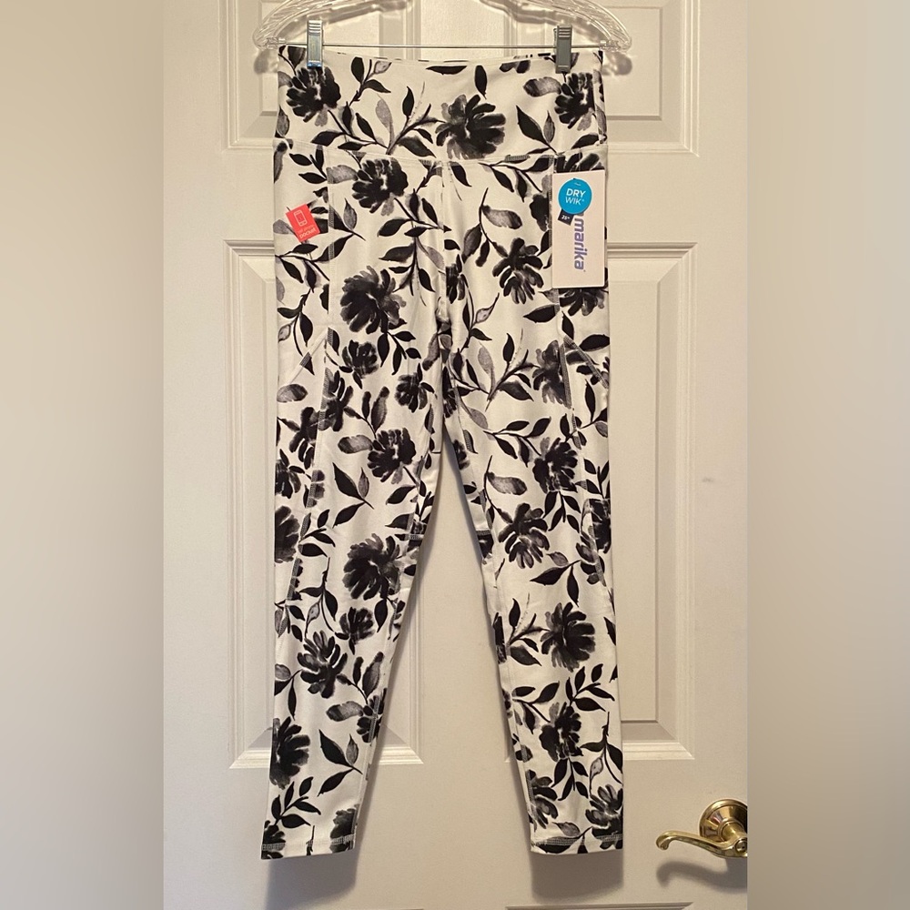 Marika Black & White Botanical Print Leggings